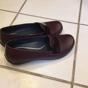 Dansko flats size 39
